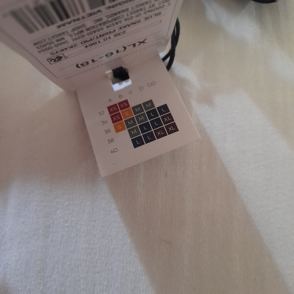 ● Shade & Shore | NWT Snake Print Bikini Top - Picture 11 of 13